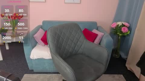 Eva online show from 11-26-25, 07:09