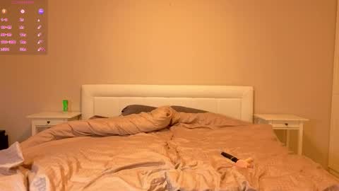 Snapshot of evafolverr chatting on 01-15-26, 07:24 Eva online show from 01-15-26, 07:24