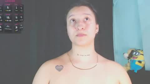 Snapshot of evah_lee chatting on 07-07-26, 02:03 Evah Lee online show from 07-07-26, 02:03