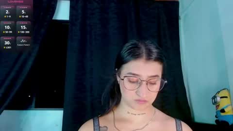 Snapshot of evah_lee chatting on 07-13-26, 03:42 Evah Lee online show from 07-13-26, 03:42