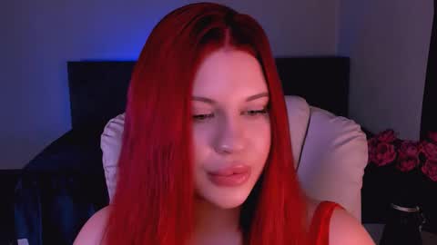 Snapshot of evaharve chatting on 11-21-25, 10:52 Eva online show from 11-21-25, 10:52