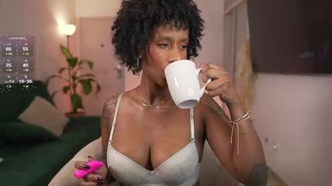 evajacksss_ online show from 03-11-25, 09:37