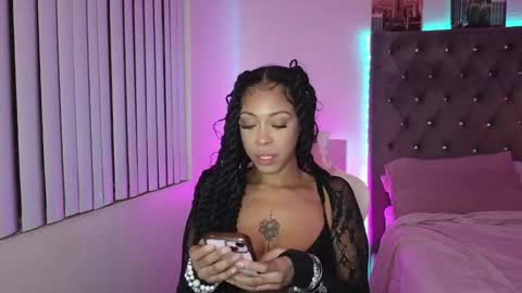 Eva online show from 11-21-25, 06:34