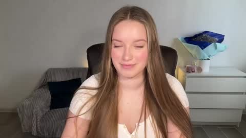 Eva online show from 04-15-26, 07:26