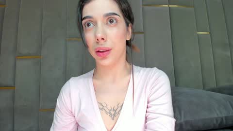 EVA online show from 03-22-26, 10:40