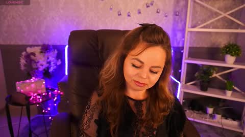 EvaMinni online show from 11-05-25, 02:06