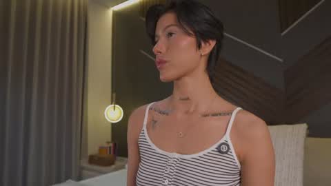 Snapshot of evamorettii chatting on 07-31-26, 06:40 Eva Moretti online show from 07-31-26, 06:40