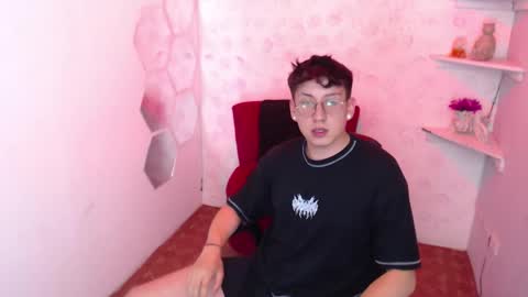 Snapshot of evan_connell chatting on 03-20-26, 12:32 Evan online show from 03-20-26, 12:32