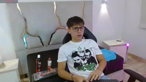 evan_tay online show from 01-13-26, 03:01