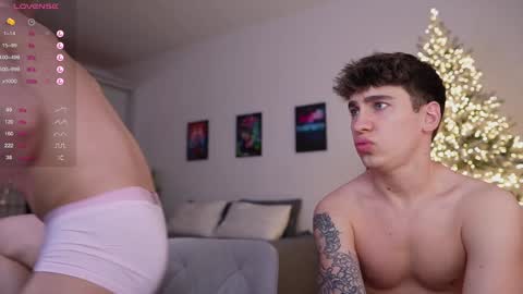 Snapshot of evan_white_ chatting on 01-10-25, 07:00 evan_white_ online show from 01-10-25, 07:00