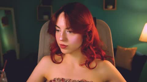 Eva  online show from 04-17-26, 03:15