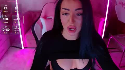 Eva online show from 10-15-25, 05:35