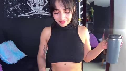 Snapshot of evangelinecors chatting on 02-17-25, 06:26 Eva online show from 02-17-25, 06:26