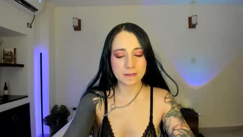 Evangeline online show from 05-22-26, 11:43