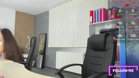 Snapshot of evanoellex chatting on 05-29-26, 06:06 Your Fantasy online show from 05-29-26, 06:06