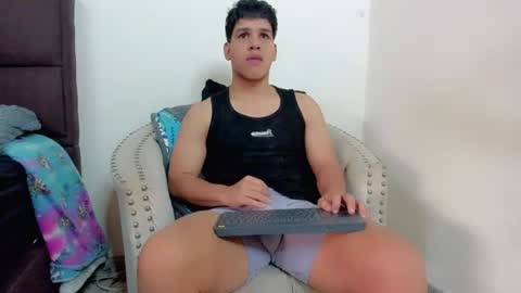 Snapshot of evansfenty chatting on 06-27-26, 04:34 evansfenty online show from 06-27-26, 04:34