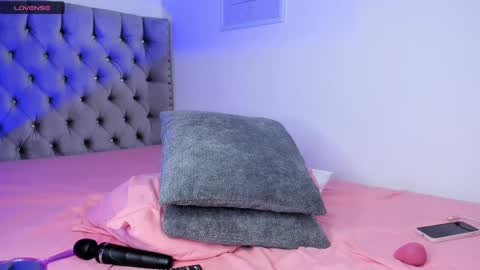 Eva Olimpo online show from 04-02-26, 08:50