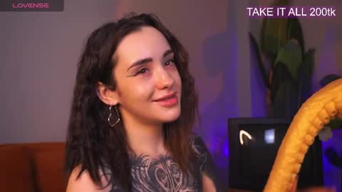 Snapshot of evarabbit chatting on 05-04-26, 01:56 Eva online show from 05-04-26, 01:56