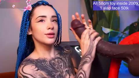 Snapshot of evarabbit chatting on 06-24-26, 02:54 Eva online show from 06-24-26, 02:54