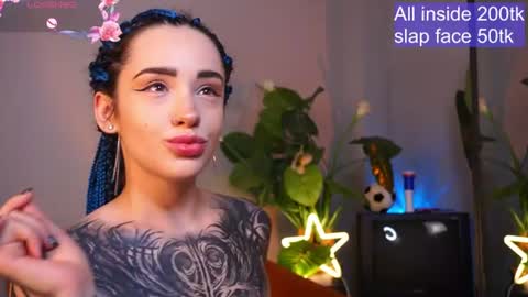 Snapshot of evarabbit chatting on 06-28-26, 02:50 Eva online show from 06-28-26, 02:50