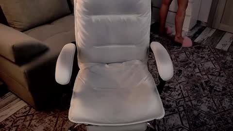 EvaRelusionJ online show from 01-15-25, 05:40