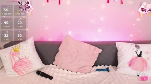 Adelina online show from 05-18-26, 03:57