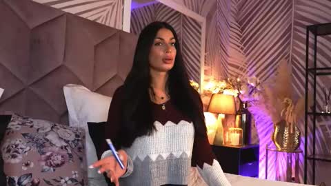 EvaRhea online show from 03-24-26, 04:39