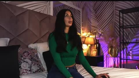 EvaRhea online show from 03-31-26, 02:57