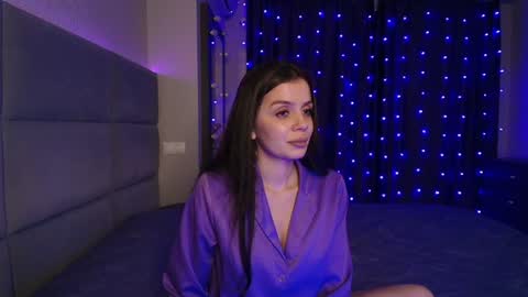 Eva online show from 12-18-24, 05:21