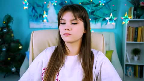 Snapshot of evathopson chatting on 01-18-26, 07:12 Eva next stream - - 1600 UTC2000 online show from 01-18-26, 07:12