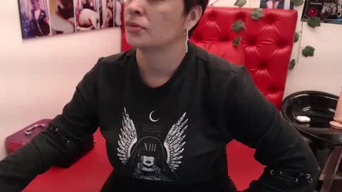 Eva Twiss online show from 03-06-25, 11:25