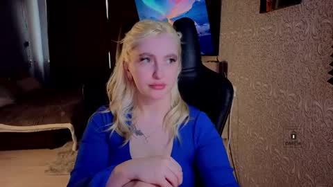 Snapshot of evavibe chatting on 05-14-26, 11:39 evavibe online show from 05-14-26, 11:39