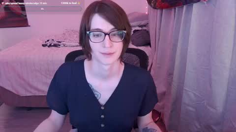 Vivi online show from 02-16-25, 03:04