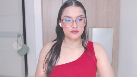 Snapshot of eve_rox18 chatting on 06-26-26, 06:29 Eve Rox18 online show from 06-26-26, 06:29