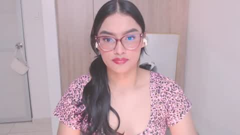 Snapshot of eve_rox18 chatting on 07-28-26, 06:53 Eve Rox18 online show from 07-28-26, 06:53