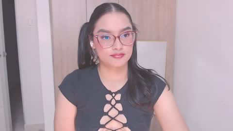 Snapshot of eve_rox18 chatting on 08-09-26, 09:47 Eve Rox18 online show from 08-09-26, 09:47