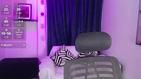 Evee online show from 12-03-25, 06:50