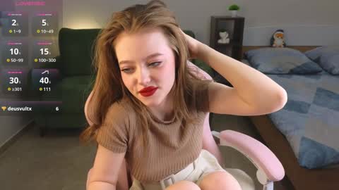 Eveleen online show from 12-13-24, 07:43