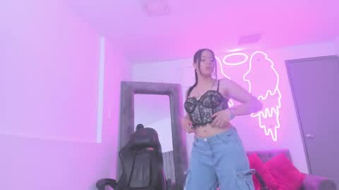 evelin__thompsson online show from 04-15-26, 01:56