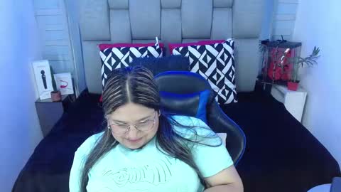 evelin zaens online show from 11-07-25, 05:51