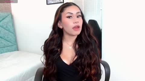 Snapshot of eveline_figeroa chatting on 03-12-25, 07:06 Eveline online show from 03-12-25, 07:06