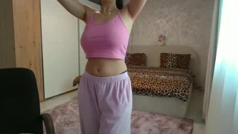 Snapshot of eveline_swet25 chatting on 06-12-26, 06:56 Eveline sweet online show from 06-12-26, 06:56
