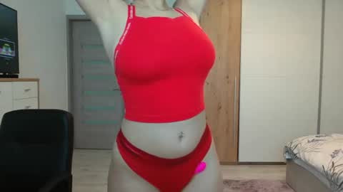 Snapshot of eveline_swet25 chatting on 06-26-26, 06:40 Eveline sweet online show from 06-26-26, 06:40