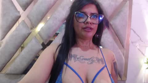 Snapshot of evelingjoyy chatting on 04-23-26, 07:38 evelingjoyy online show from 04-23-26, 07:38
