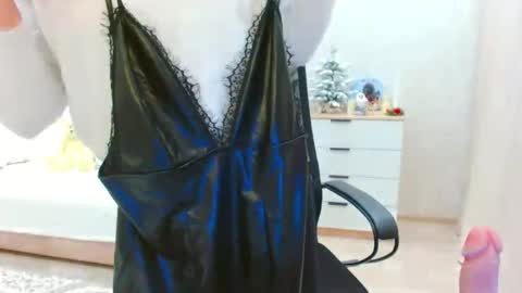 evelove online show from 02-13-26, 05:09