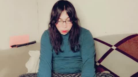 Snapshot of evelyn420521 chatting on 01-14-25, 06:13 evelyn420521 online show from 01-14-25, 06:13