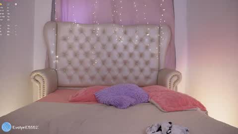 Snapshot of evelyn_evelyn chatting on 05-19-26, 03:07 evelyn evelyn online show from 05-19-26, 03:07