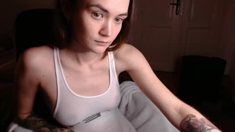 Evelyn online show from 12-17-24, 03:17