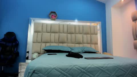 Isabella  online show from 01-13-26, 12:16