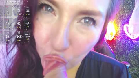 Snapshot of evelyn_mature19 chatting on 02-02-25, 07:14 Juliana online show from 02-02-25, 07:14